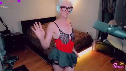 Ashleigh Mak online show from 07/30/26, 11:59
