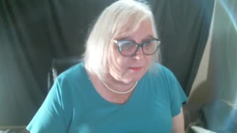 Sissy Diane online show from 12/04/24, 12:41