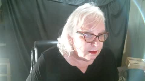 Sissy Diane online show from 02/06/25, 12:43