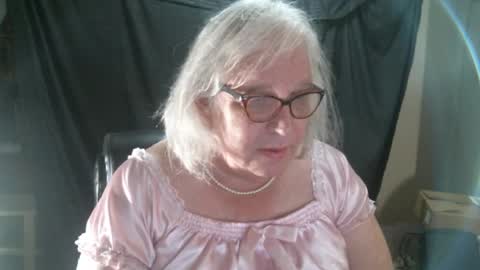 Sissy Diane online show from 02/08/25, 12:38