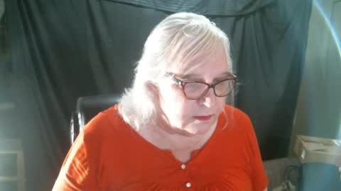 Sissy Diane online show from 02/10/25, 12:30