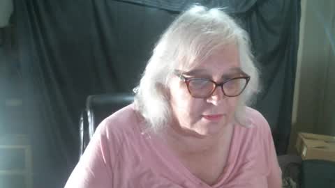 Sissy Diane online show from 02/12/25, 12:37