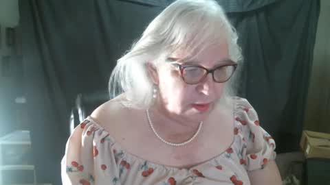 Sissy Diane online show from 02/15/25, 02:00