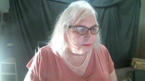 Sissy Diane online show from 02/17/25, 12:21