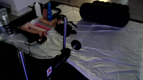 Snapshot of sissygoonerslut chatting on 10/13/25, 03:39 Sissy Gooner online show from 10/13/25, 03:39