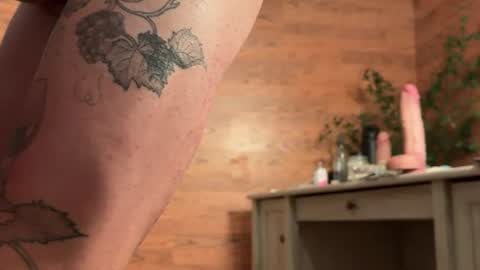 SissyMiles online show from 06/13/26, 05:05