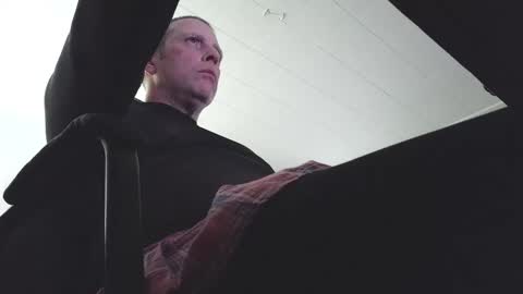 Snapshot of sissyroleplaya6969 chatting on 12/14/25, 02:06 Chris online show from 12/14/25, 02:06