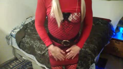 I  messy facials online show from 03/11/25, 07:15