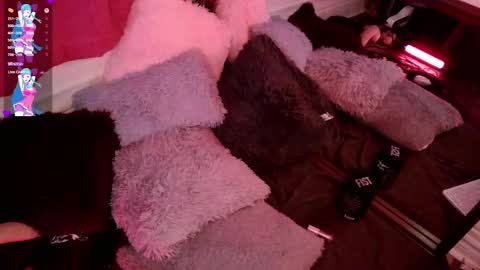 Snapshot of sissyslut4201 chatting on 10/18/25, 04:41 gapingsissyslut online show from 10/18/25, 04:41