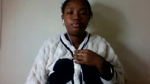 sisyh697532 online show from 07/18/26, 08:07