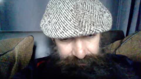 Snapshot of sitonmybeardxxx chatting on 05/16/26, 02:38 sitonmybeardxxx online show from 05/16/26, 02:38