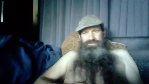 Snapshot of sitonmybeardxxx chatting on 06/06/26, 12:10 sitonmybeardxxx online show from 06/06/26, 12:10