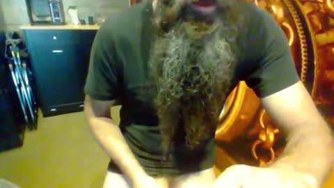 sitonmybeardxxx online show from 07/08/26, 12:26