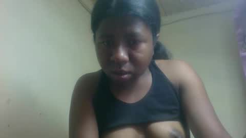 Snapshot of sitraka93 chatting on 10/01/25, 04:07 Sitraka online show from 10/01/25, 04:07