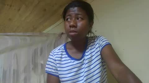 Snapshot of sitraka93 chatting on 10/22/25, 07:13 Sitraka online show from 10/22/25, 07:13