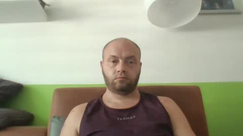 Snapshot of sixten113 chatting on 07/28/26, 11:17 sixten113 online show from 07/28/26, 11:17