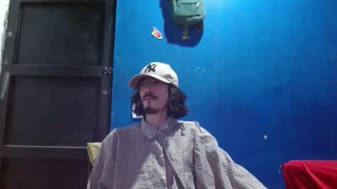 Snapshot of sk8sir chatting on 05/28/26, 05:21 sk8sir online show from 05/28/26, 05:21