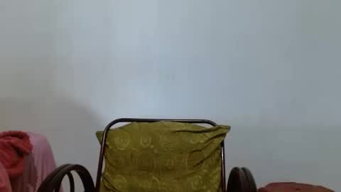 Snapshot of sk8sir chatting on 06/29/26, 01:33 sk8sir online show from 06/29/26, 01:33