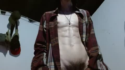 Snapshot of sk8sir chatting on 07/03/26, 03:29 sk8sir online show from 07/03/26, 03:29