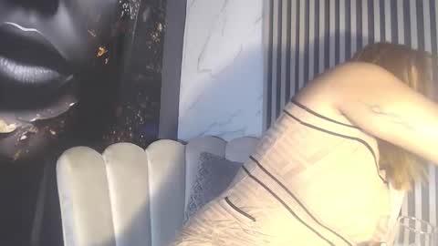 Snapshot of skarlethvilla chatting on 11/23/25, 02:11 Skarleth villa online show from 11/23/25, 02:11