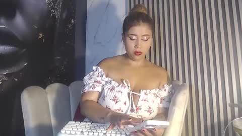 Snapshot of skarlethvilla chatting on 11/29/25, 02:03 Skarleth villa online show from 11/29/25, 02:03