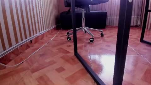 skarlettbarnes online show from 06/11/26, 11:41