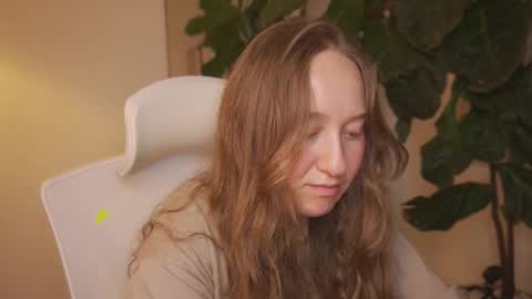 Snapshot of skarpio17 chatting on 11/29/25, 09:29 Im Scarlett ONLINE 5pm-10pm NYC time online show from 11/29/25, 09:29