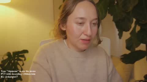 Snapshot of skarpio17 chatting on 11/30/25, 09:30 Im Scarlett ONLINE 5pm-10pm NYC time online show from 11/30/25, 09:30