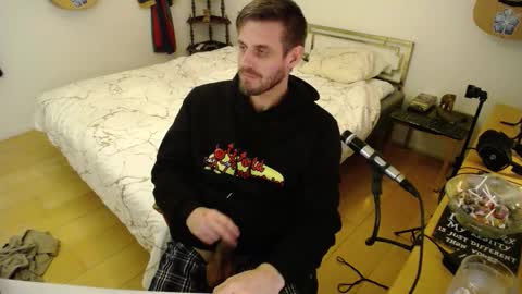 skatejocke online show from 12/05/25, 01:14