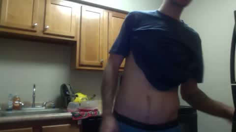 Snapshot of skater_v2 chatting on 09/16/25, 08:43 Christopher online show from 09/16/25, 08:43