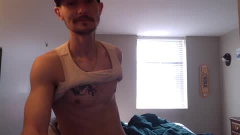 Snapshot of skater_v2 chatting on 09/27/25, 02:00 Christopher online show from 09/27/25, 02:00