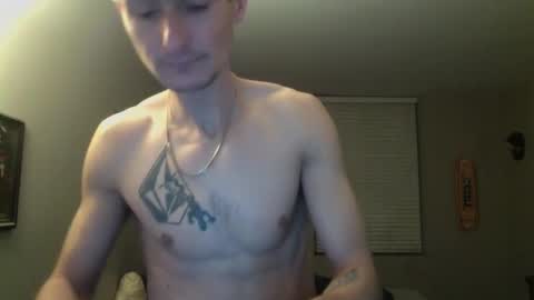 Snapshot of skater_v2 chatting on 10/12/25, 09:19 Christopher online show from 10/12/25, 09:19