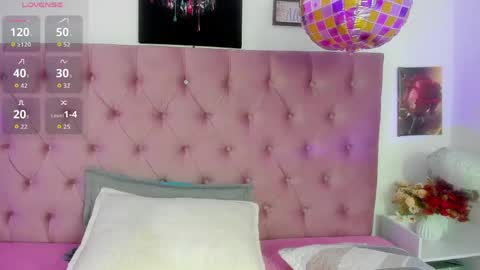 Snapshot of skay_wish chatting on 05/11/26, 04:04 skay_wish online show from 05/11/26, 04:04