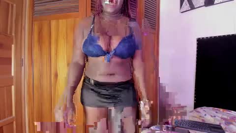 Skay Sanchez   online show from 12/03/24, 05:23