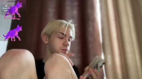 Snapshot of skibatryanka chatting on 06/25/26, 04:44 SKIBA online show from 06/25/26, 04:44