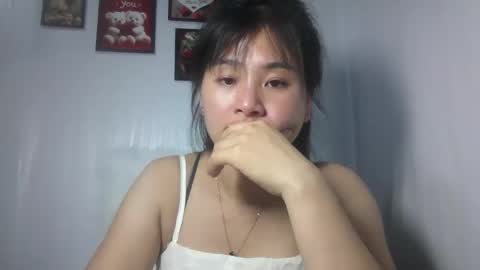 Snapshot of skie1111 chatting on 06/03/26, 02:44 Shie online show from 06/03/26, 02:44