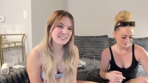 skiimaskabby online show from 10/14/25, 06:47