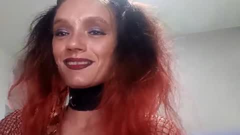 Skiniminitits online show from 09/21/25, 01:07