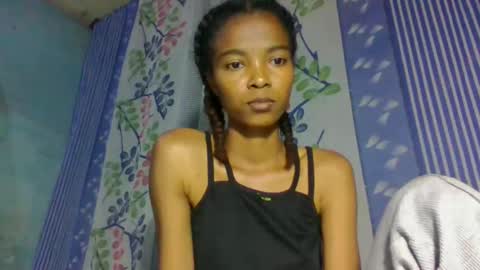 Snapshot of skinny7809 chatting on 04/15/26, 12:34 skinny7809 online show from 04/15/26, 12:34