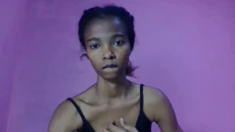 Snapshot of skinny7809 chatting on 05/14/26, 02:35 skinny7809 online show from 05/14/26, 02:35