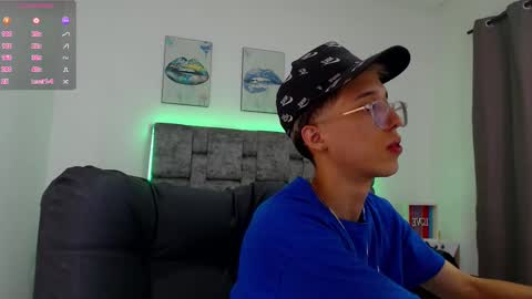 skinny_bigcock20 online show from 11/27/25, 10:23