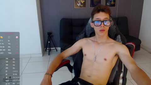 skinny_bigcock20 online show from 04/29/26, 09:21
