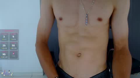 skinny_bigcock20 online show from 05/15/26, 10:06