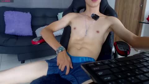 skinny_bigcock20 online show from 07/27/26, 10:17