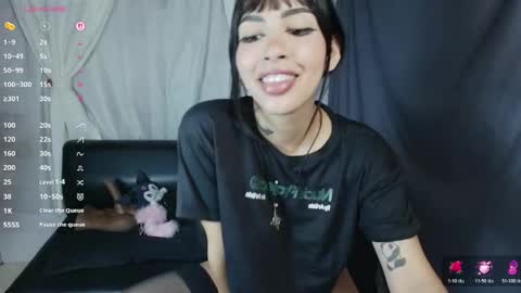 Emily Rojas online show from 05/27/26, 01:57