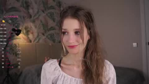 Emily online show from 03/06/25, 01:48