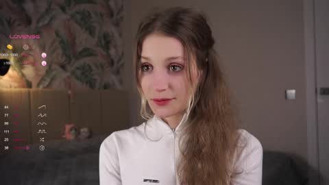 Emily online show from 03/08/25, 06:16