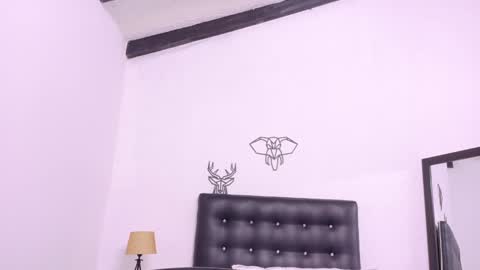 skinny_hottie18 online show from 12/29/24, 01:38