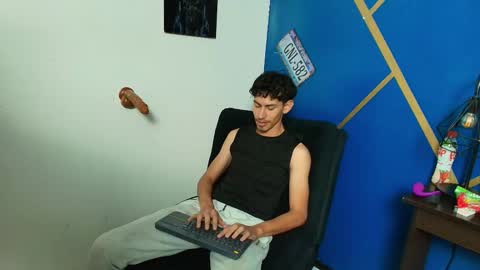 Snapshot of skinny_jean_ chatting on 03/24/26, 08:58 skinny jean online show from 03/24/26, 08:58
