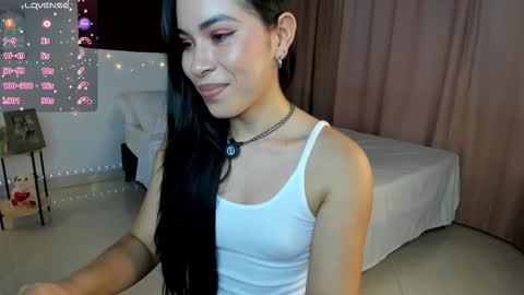 Loren Moreno online show from 10/17/25, 02:15